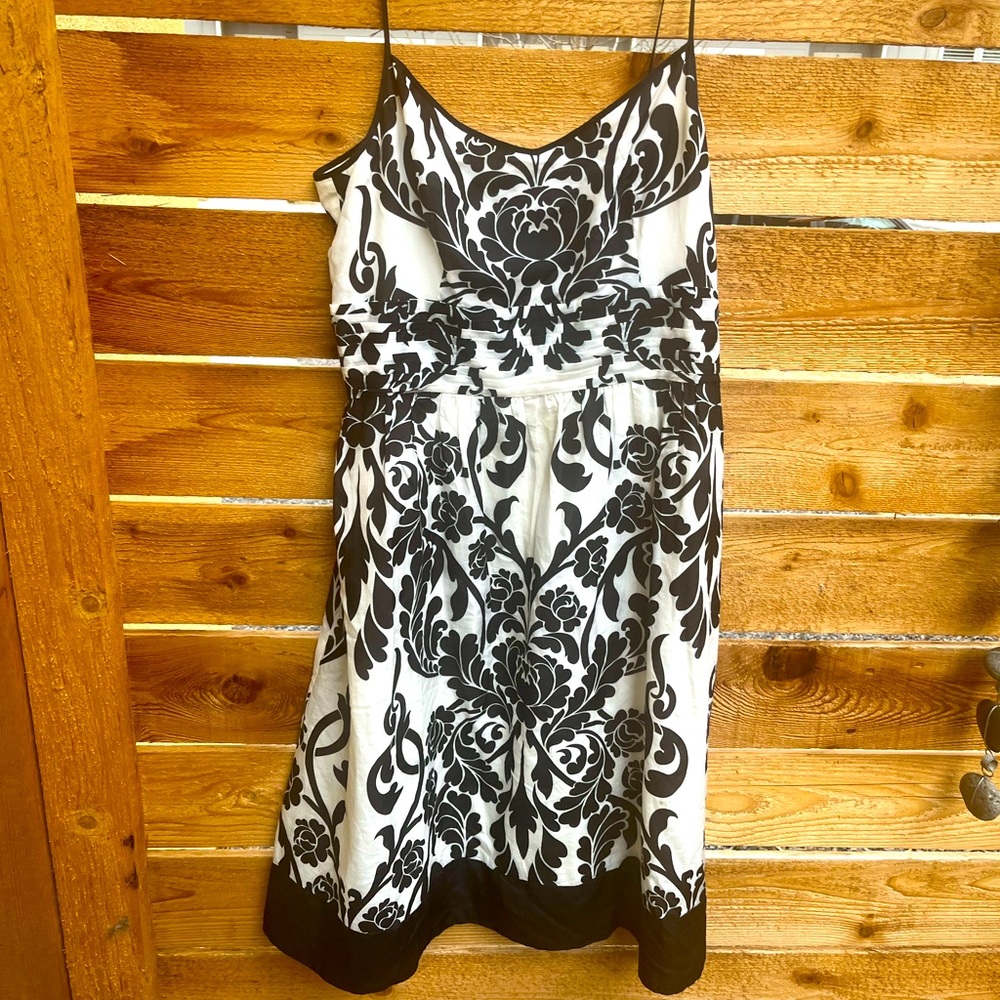 Ann Taylor Vintage floral midi length Party Dress